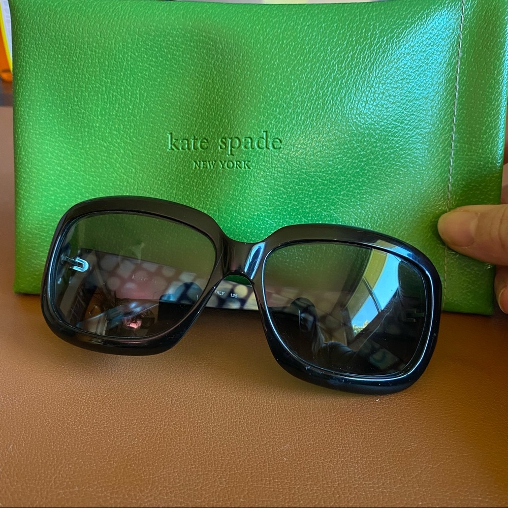 Kate spade sunglasses and case